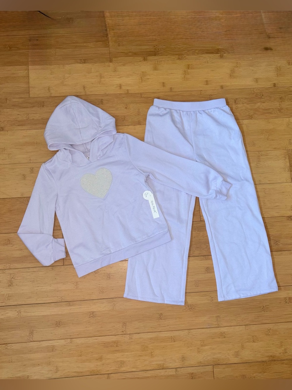 NWT Girl’s Size 7 Purple Pearl Hear Sweats Outfit - Hoodie Top & Wide Leg Pants